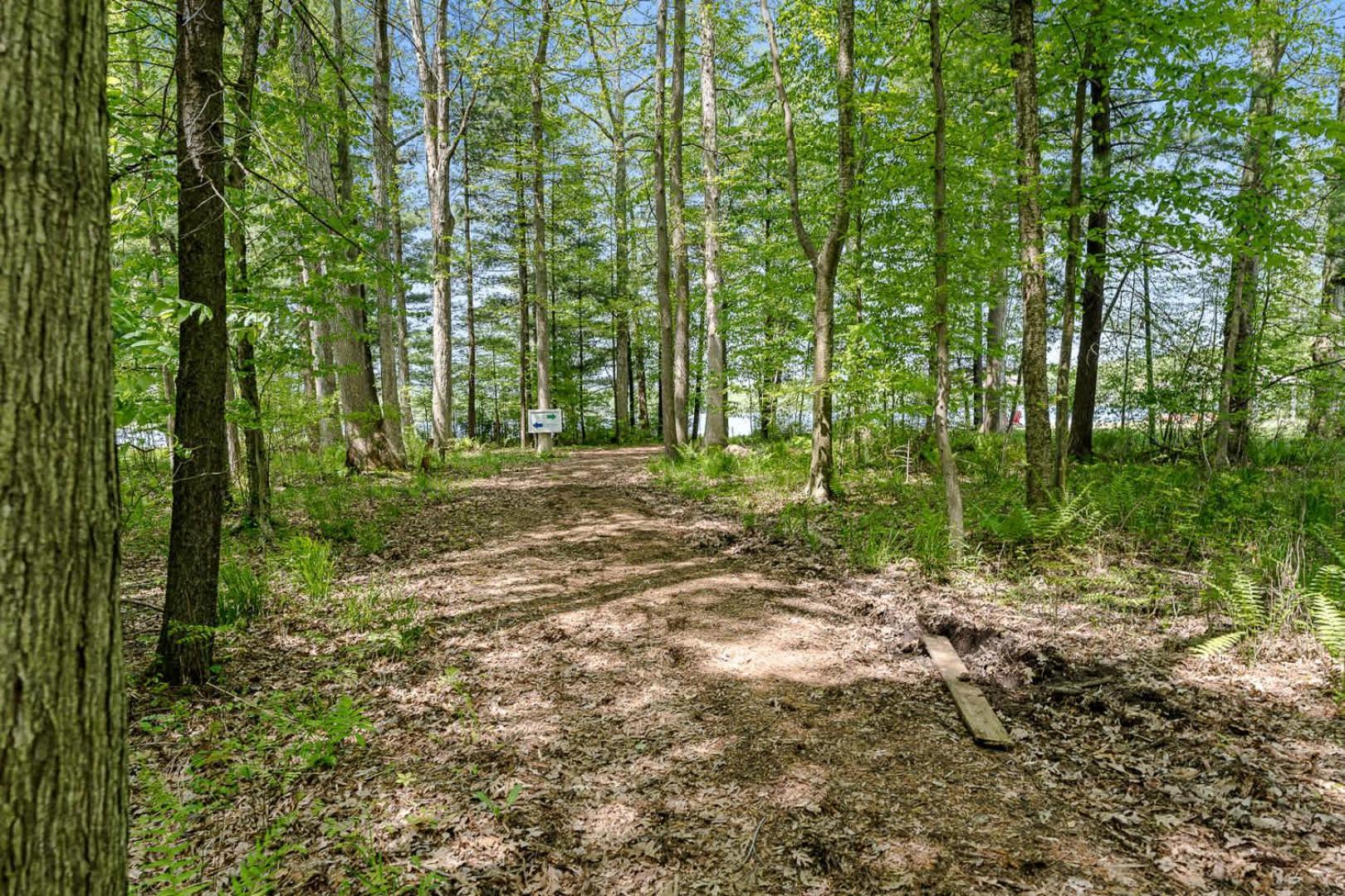 Dog-Friendly Dual Homes In The Woods With Lake Access Grand Junction Exterior photo