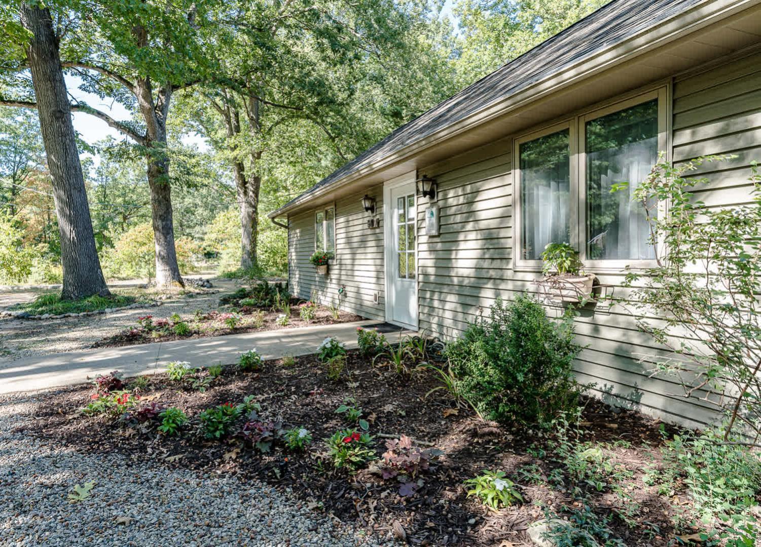 Dog-Friendly Dual Homes In The Woods With Lake Access Grand Junction Exterior photo