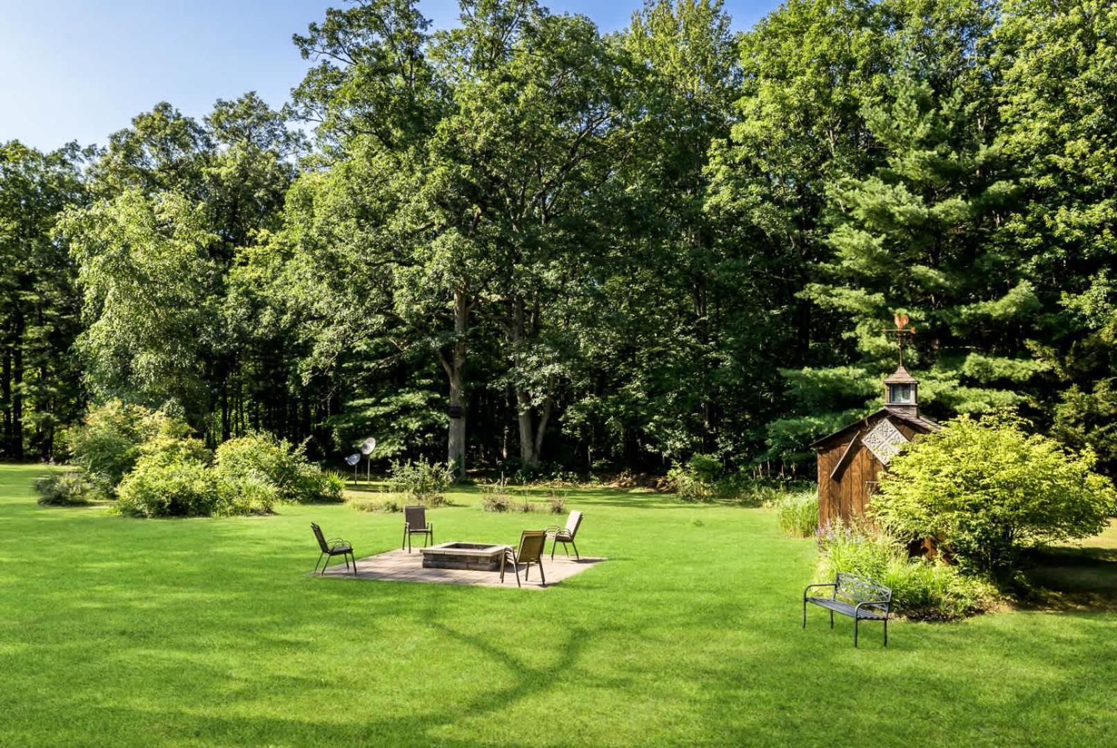 Dog-Friendly Dual Homes In The Woods With Lake Access Grand Junction Exterior photo