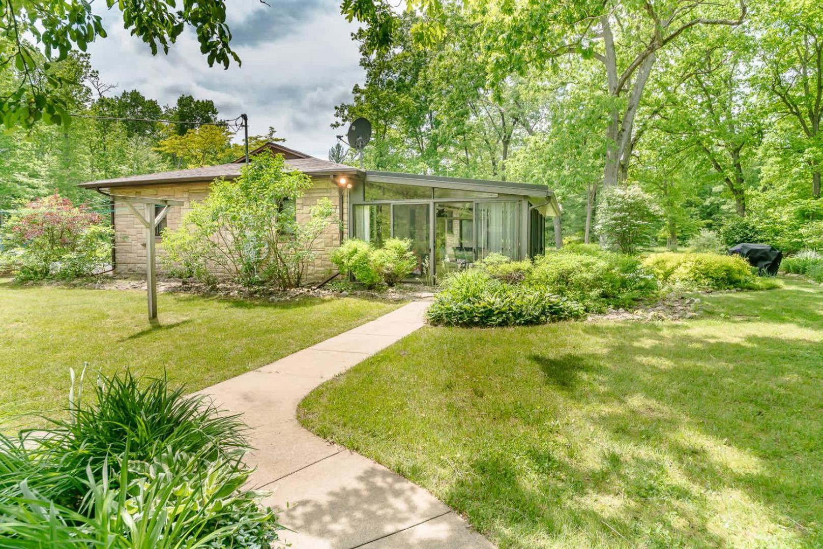 Dog-Friendly Dual Homes In The Woods With Lake Access Grand Junction Exterior photo