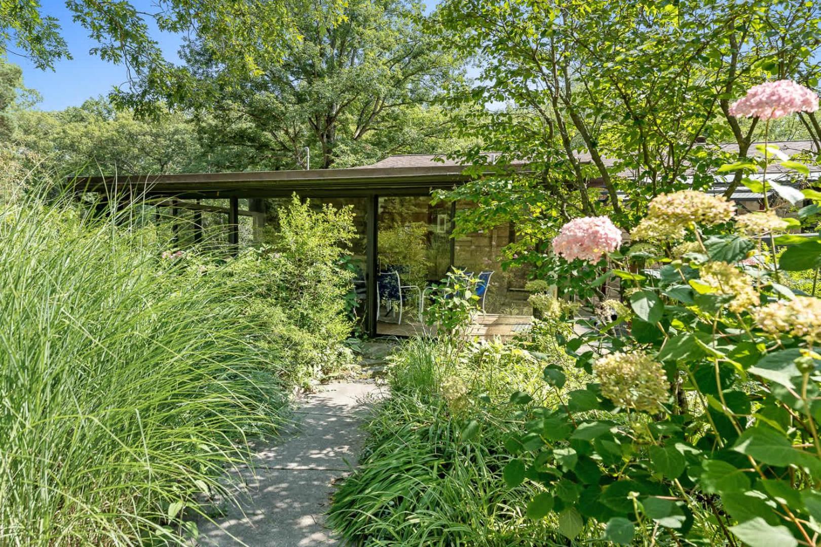 Dog-Friendly Dual Homes In The Woods With Lake Access Grand Junction Exterior photo